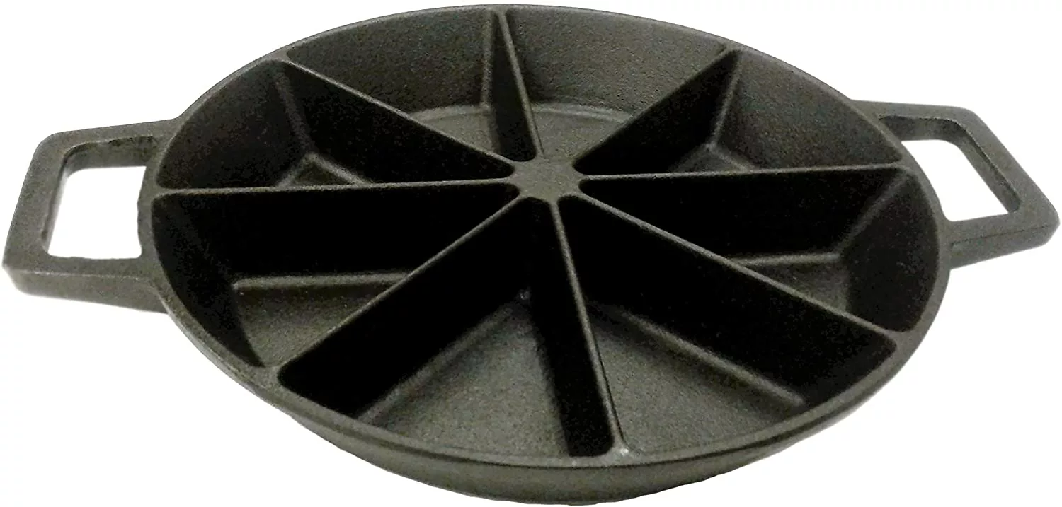 Bayou Classic Cast Iron 10 Inch Wedge Cornbread Skillet 1 Bayou Classic Cast Iron 10 Inch Wedge Cornbread Skillet